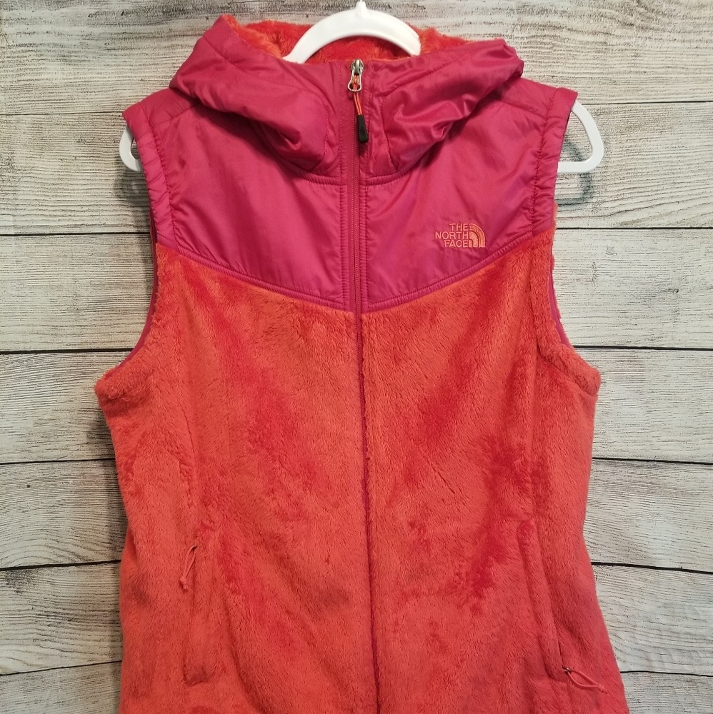 The North Face Women's Oso Hooded Vest